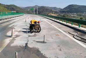 果洛路基加固